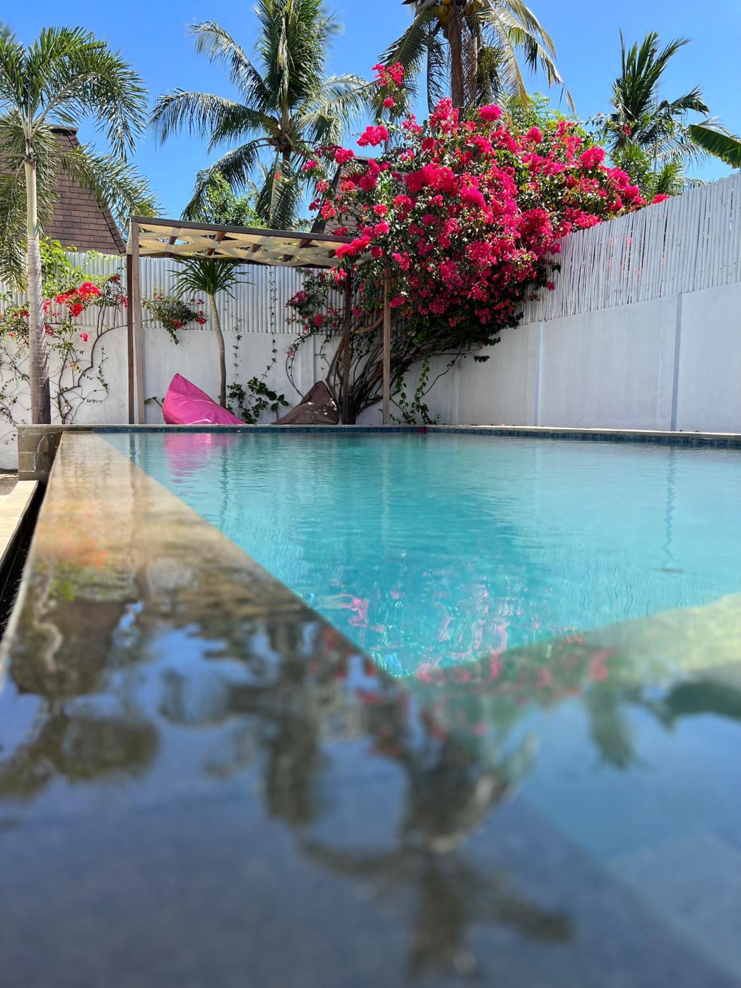 Villa Luna Sunset Beach Gili Trawangan Bagian luar foto